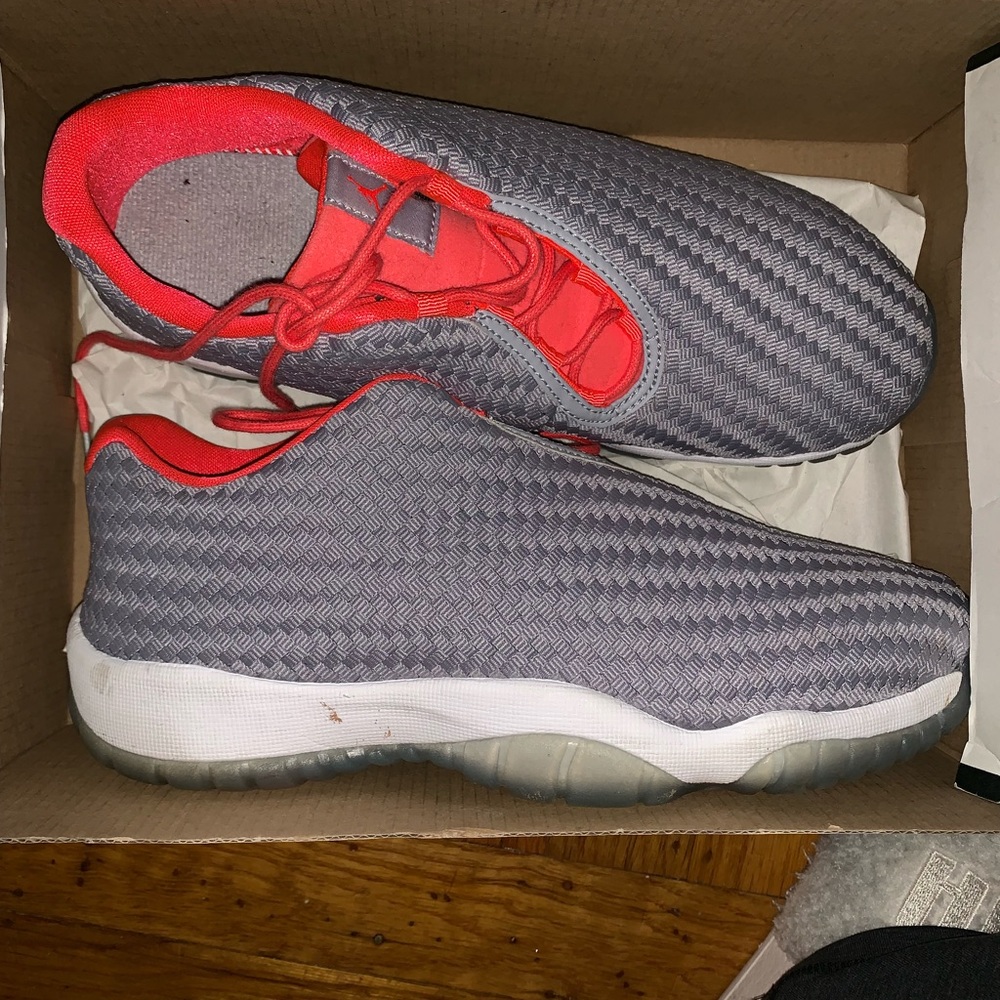 JORDAN // FUTURES